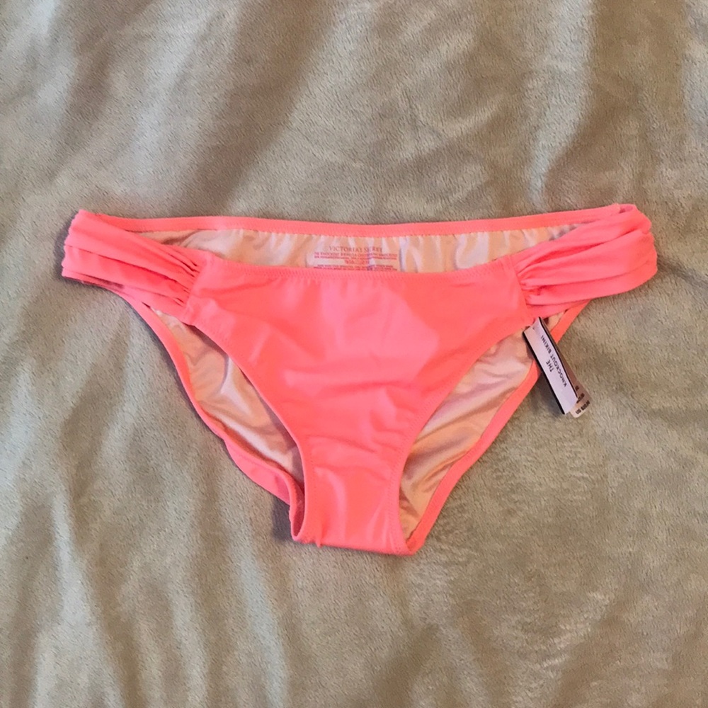 NWT VS Bikini Bottoms